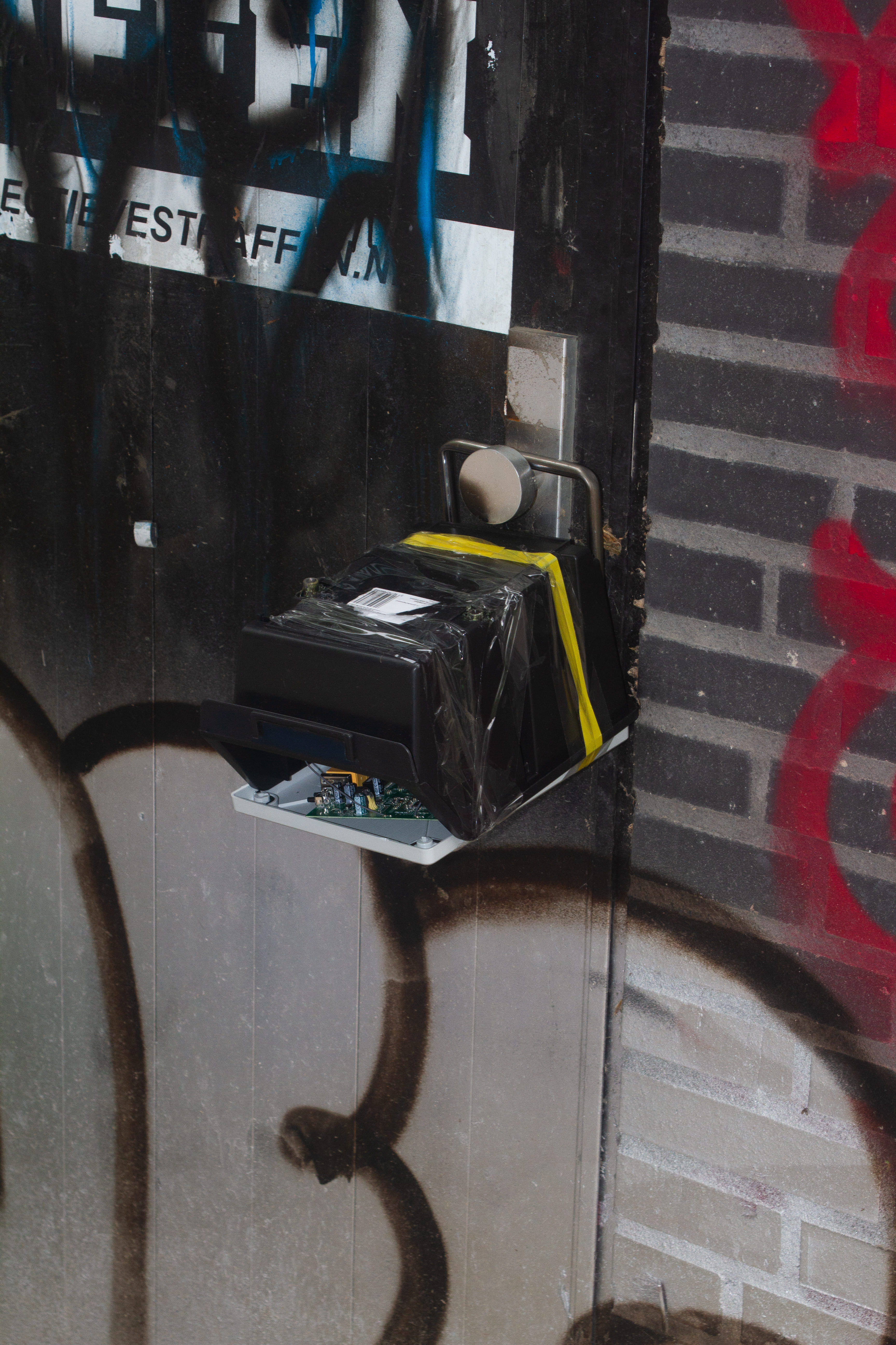 Device 1