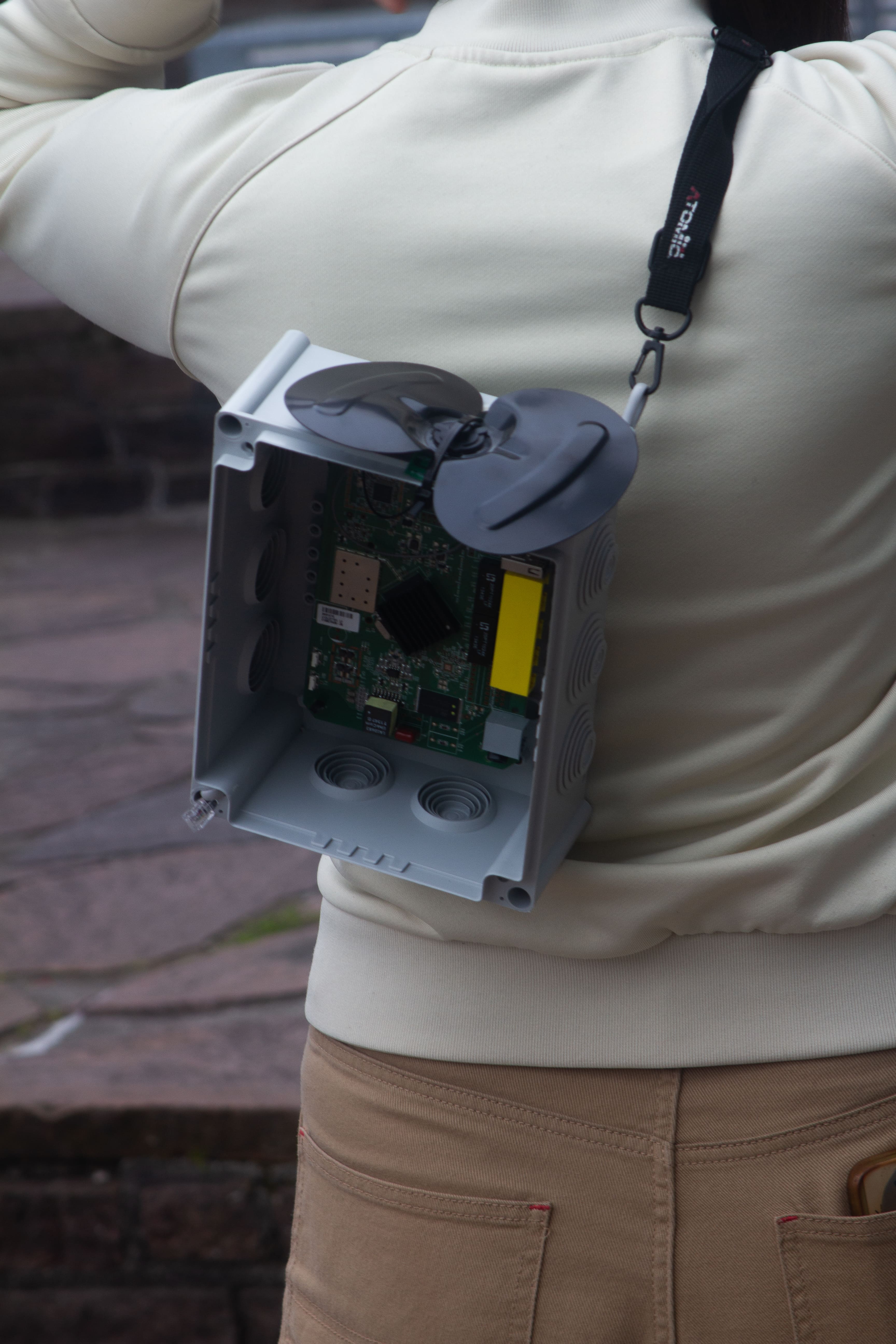 Device 7