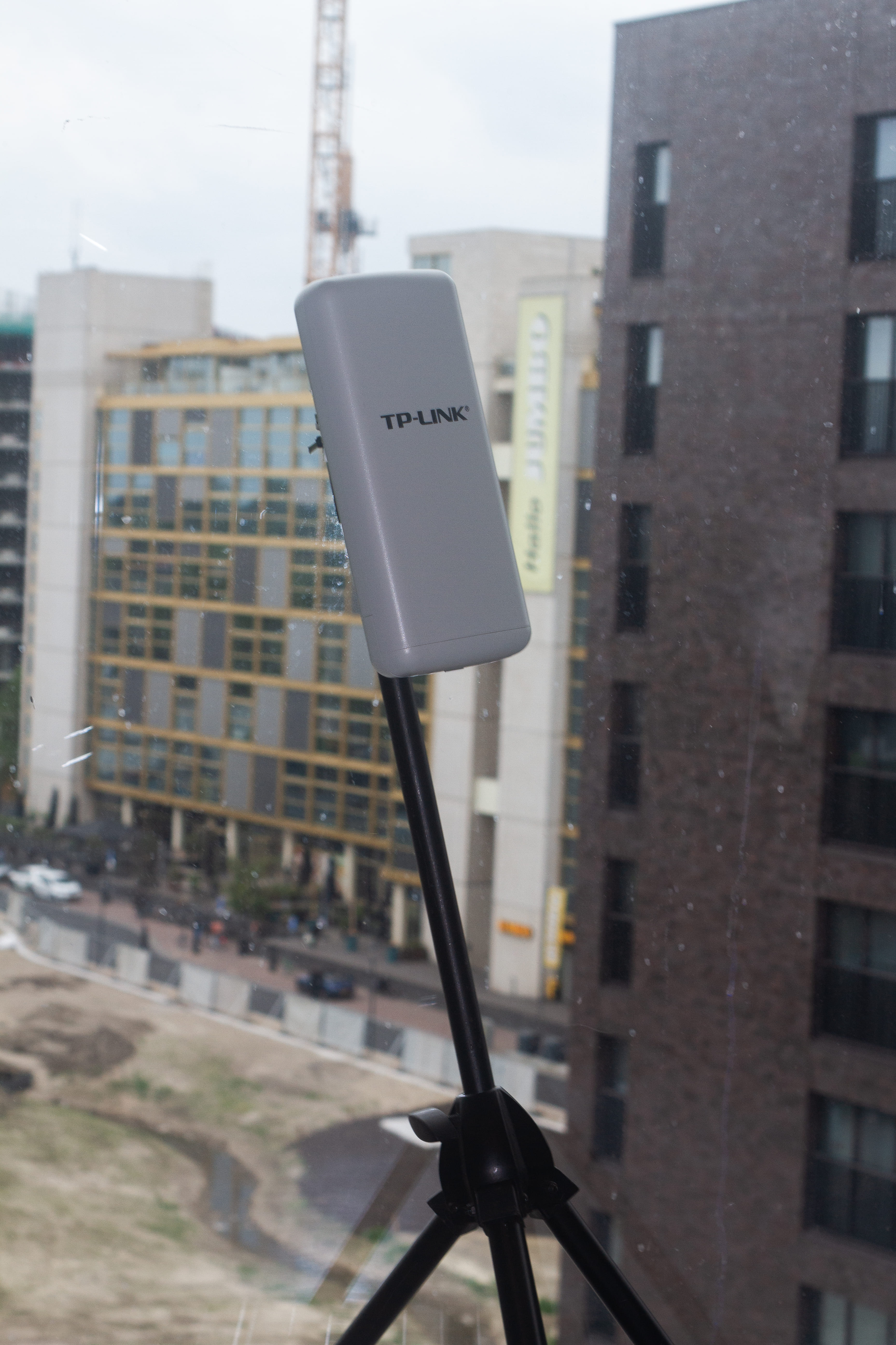 Tripod Antenna