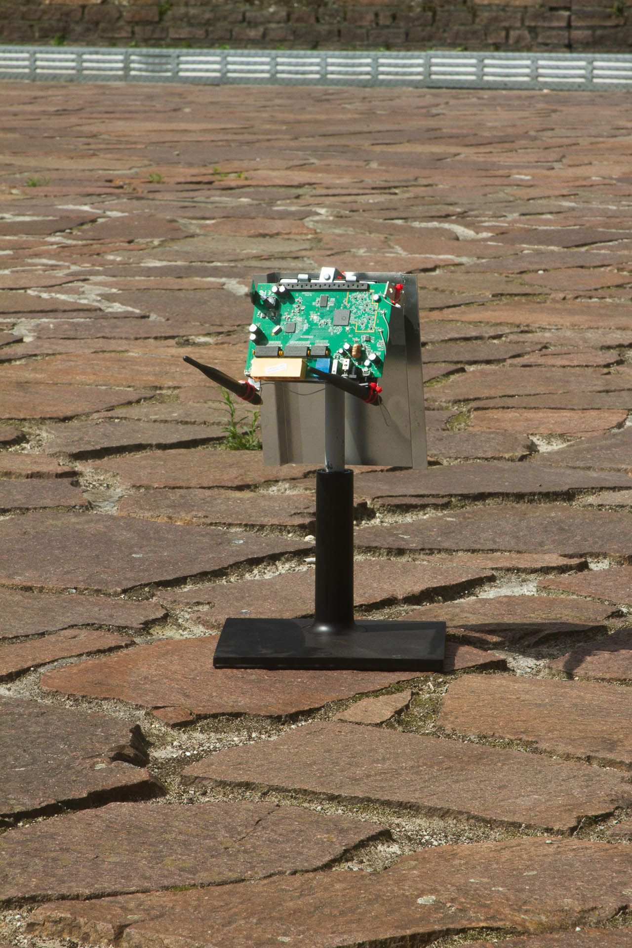 Device 2