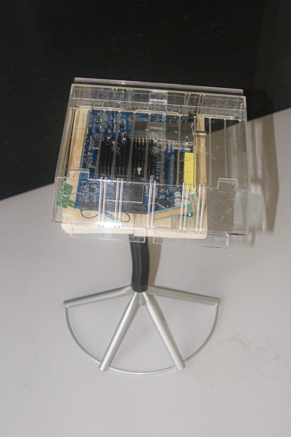 Tripod Router