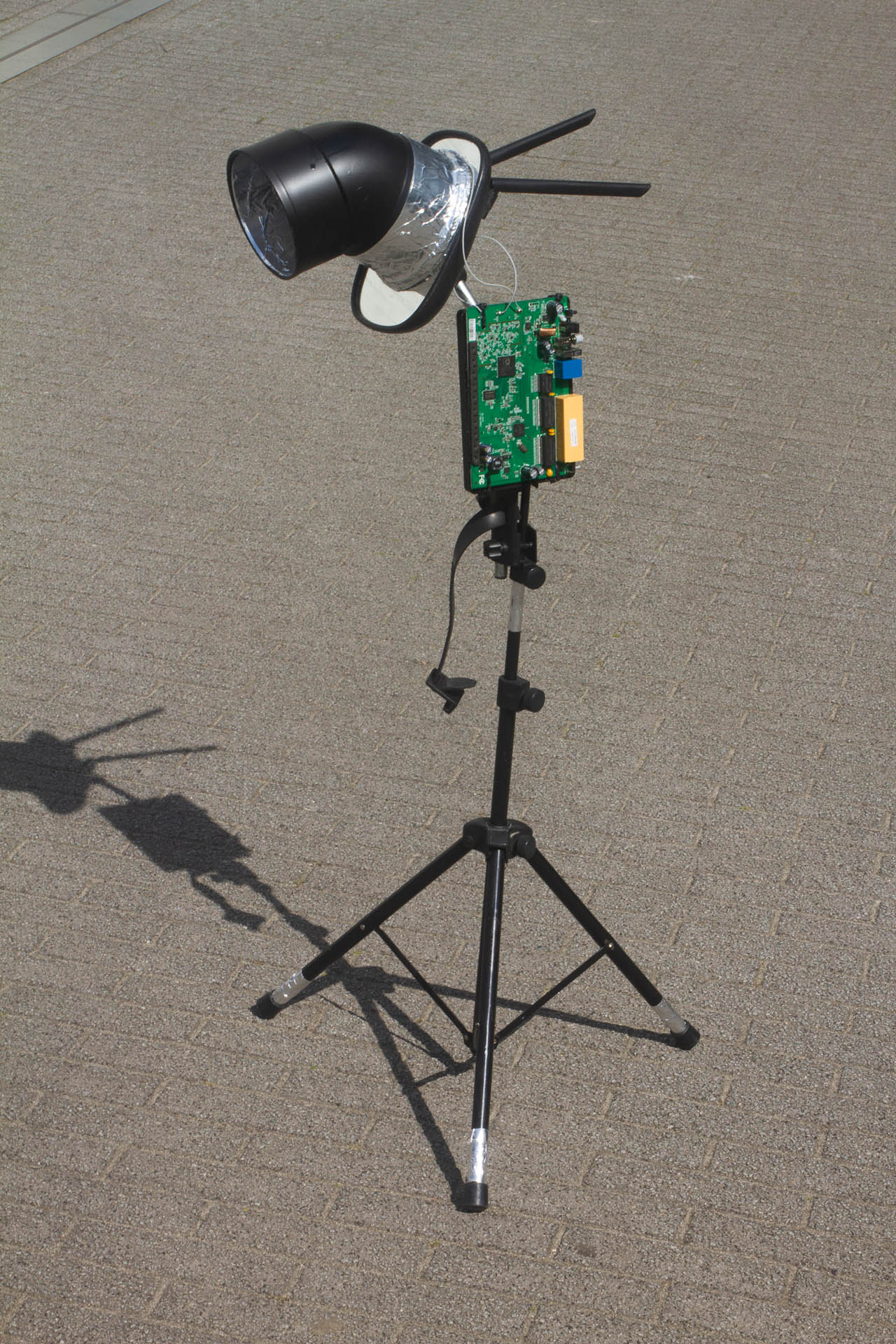 Tripod Antenna